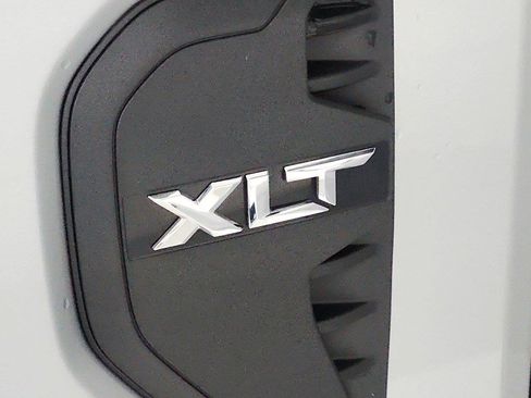Used 2024 Ford Ranger XLT AWD/4WD image 16