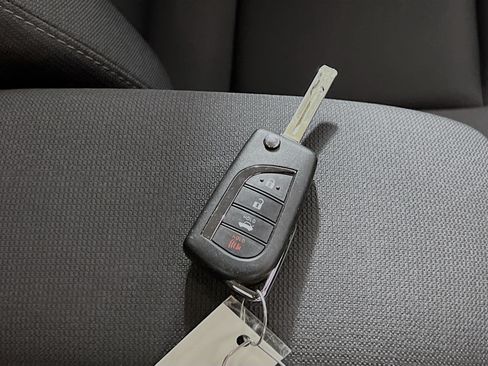 Used 2025 Toyota Corolla LE FWD image 35