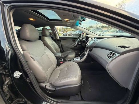 Used 2012 Hyundai Elantra Limited w/ Technology Pkg 5 FWD image 21