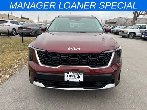 New 2025 Kia Sorento S AWD/4WD image 2
