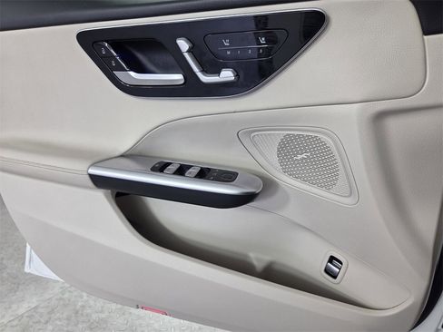 Certified 2022 Mercedes-Benz C 300 Sedan image 19