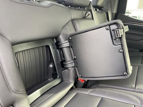 New 2026 GMC Sierra 1500 SLT w/ SLT Premium Plus Package image 46