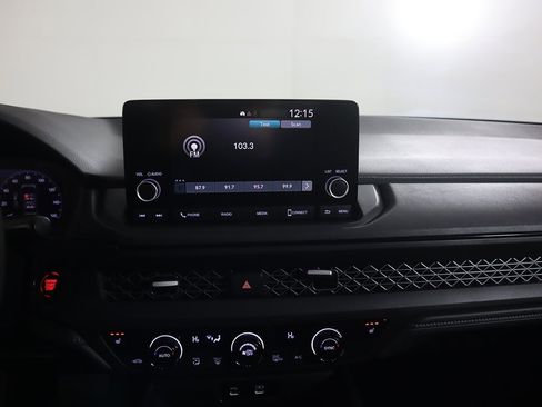 Used 2023 Honda Accord EX image 43