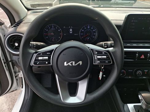 Used 2023 Kia Forte LXS FWD image 16