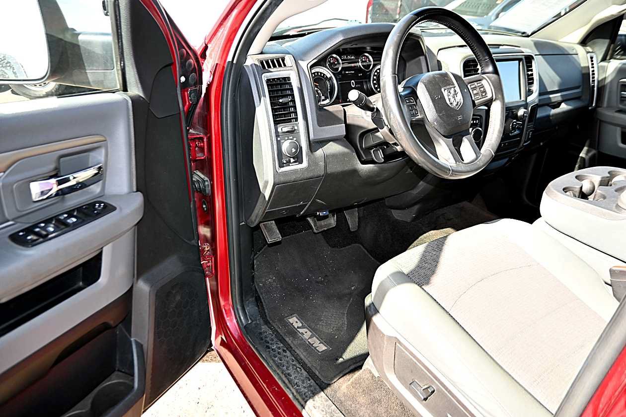 Used 2014 RAM 1500 Big Horn RWD image 16