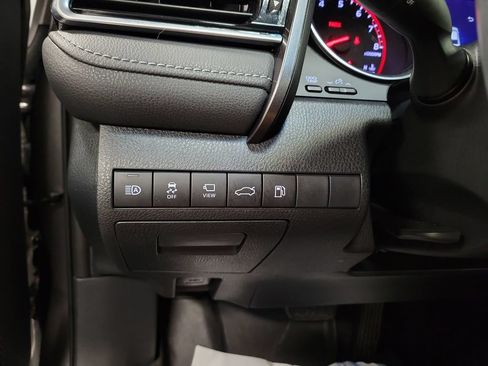Used 2018 Toyota Camry XSE w/ Driver Assist Package FWD image 24