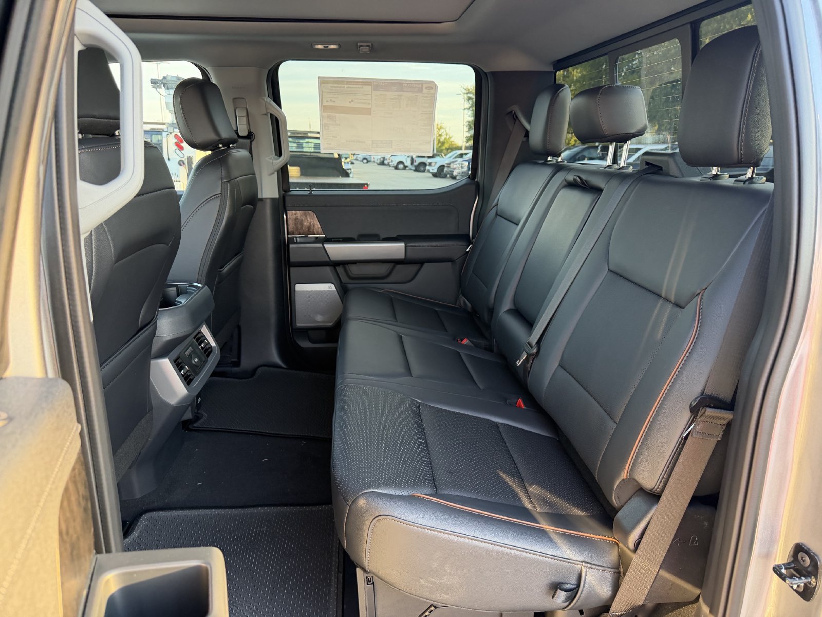 New 2027 Ford F350 Lariat w/ Lariat Premium Package AWD/4WD image 25