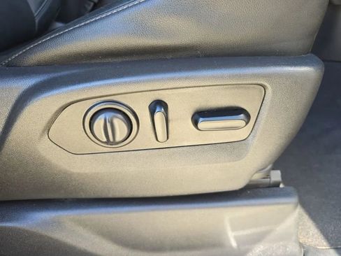 Used 2019 GMC Sierra 1500 SLT w/ SLT Premium Package image 48