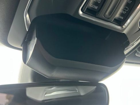 Used 2024 Jeep Grand Cherokee Laredo X RWD image 34