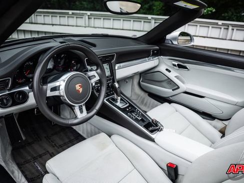 Used 2012 Porsche 911 Carrera S RWD image 2