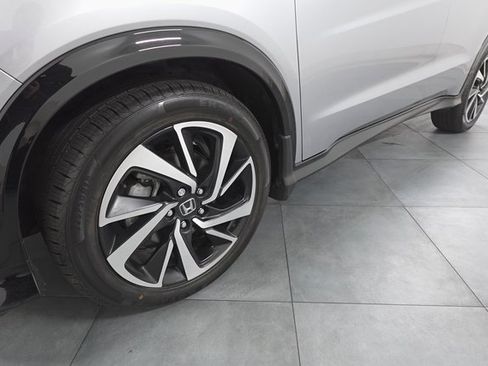 Used 2019 Honda HR-V Sport image 32