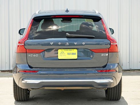 Used 2023 Volvo XC60 B5 Ultimate w/ Climate Package image 55