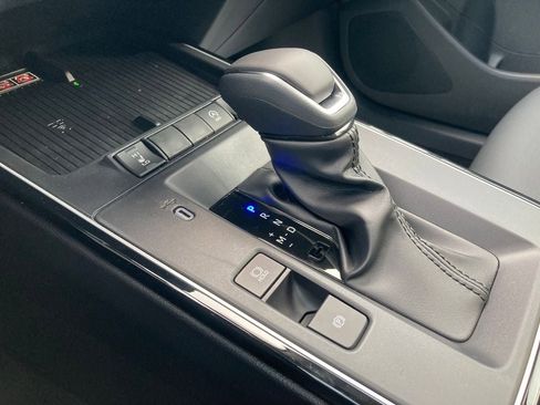 New 2026 Toyota Corolla Cross XLE FWD image 24