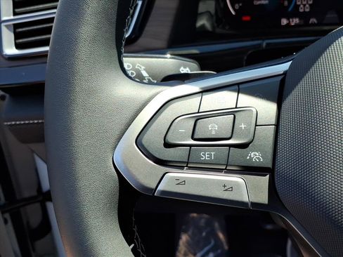 New 2026 Volkswagen Atlas SE image 19