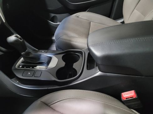 Used 2017 Hyundai Santa Fe Sport image 26