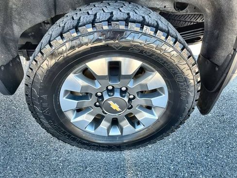Used 2024 Chevrolet Silverado 2500 LT w/ All Star Edition AWD/4WD image 19