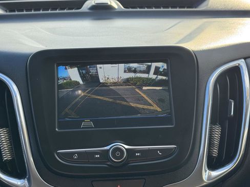 Used 2019 Chevrolet Equinox LT image 25