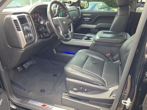 Used 2018 Chevrolet Silverado 1500 LTZ Z71 w/ LTZ Plus Package AWD/4WD image 22