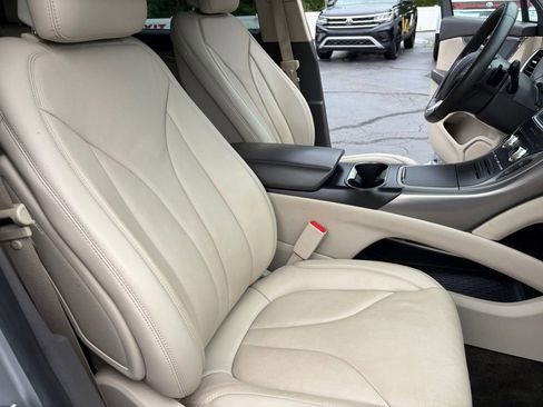 Used 2017 Lincoln MKX Reserve FWD image 27