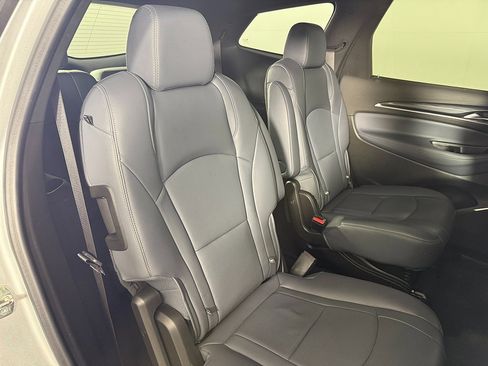 Used 2022 Buick Enclave Essence w/ Sound and Sites Package image 32