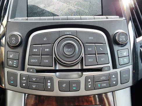 Used 2013 Buick LaCrosse Touring FWD image 39