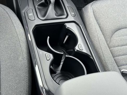 Used 2025 Kia K4 EX image 18