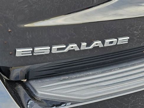 Certified 2023 Cadillac Escalade Sport w/ Touring Package image 16