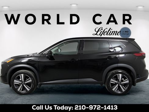 Used 2024 Nissan Rogue SL w/ SL Premium Package FWD image 8