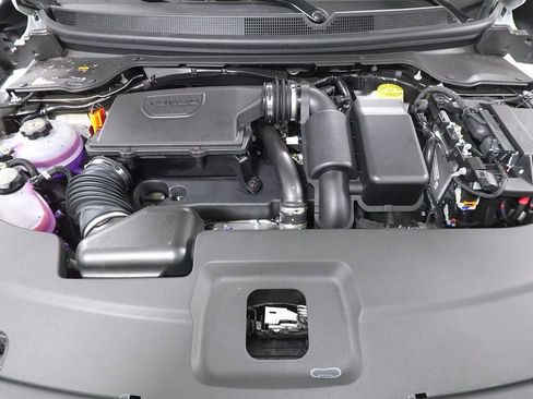 New 2026 Jeep Cherokee Overland w/ Advanced Pro Tech Group image 34