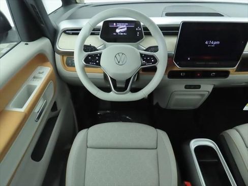 New 2025 Volkswagen ID. Buzz Pro S Plus image 10