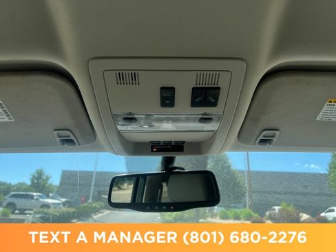 Used 2009 Chevrolet Tahoe LT w/ Luxury Package AWD/4WD image 26