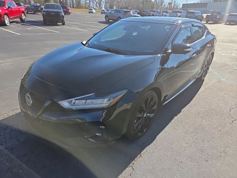 Used 2021 Nissan Maxima SR w/ Sport Mat Group image 3