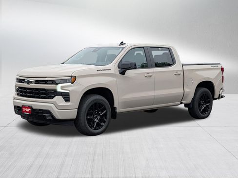 Used 2026 Chevrolet Silverado 1500 RST w/ Dark Appearance Package AWD/4WD image 3