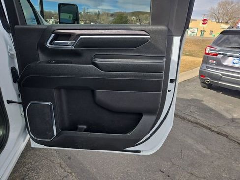 Used 2024 Chevrolet Silverado 2500 LTZ w/ LTZ Convenience Package AWD/4WD image 23