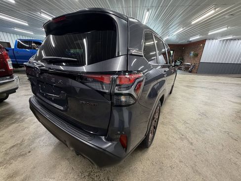 Used 2025 Subaru Forester Sport AWD/4WD image 9