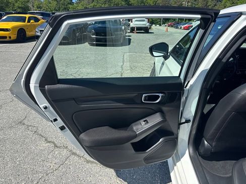 Used 2025 Honda Civic Sport image 24