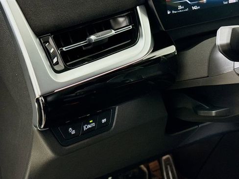 New 2026 BMW X2 xDrive28i w/ Technology Package image 10