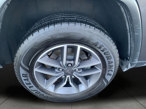 Used 2021 Jeep Grand Cherokee Limited w/ Luxury Group II image 22