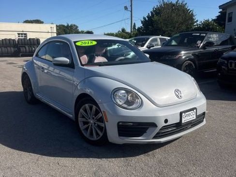 Used 2018 Volkswagen Beetle 2.0T S image 2