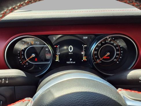 Certified 2023 Jeep Gladiator Rubicon w/ Cold Weather Group AWD/4WD image 16