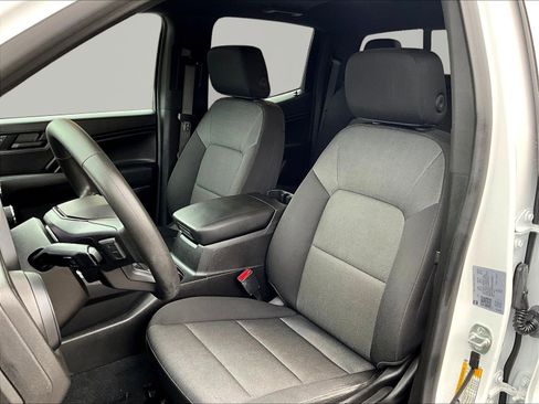 Used 2025 Chevrolet Colorado Trail Boss AWD/4WD image 21