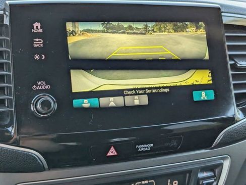 Used 2022 Honda Pilot Sport image 24