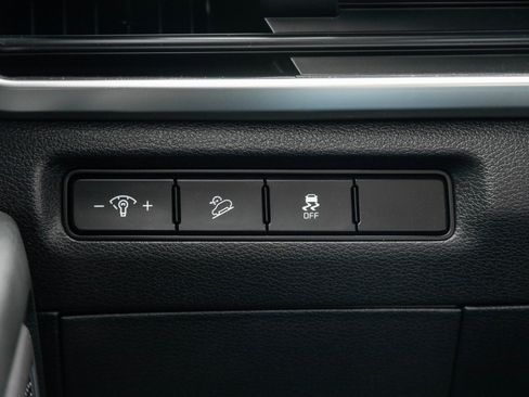 Used 2024 Kia Telluride S image 18