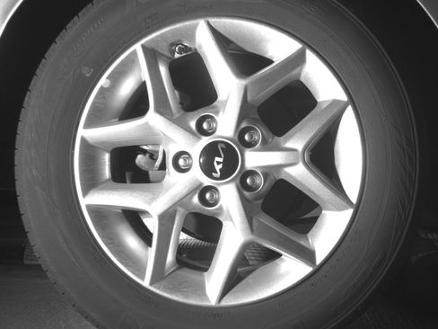 Used 2025 Kia Soul LX w/ LX Technology Package FWD image 15
