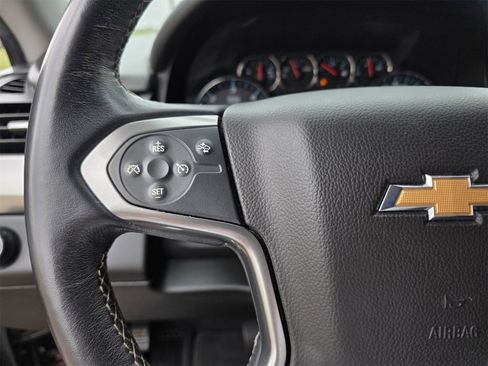 Used 2019 Chevrolet Tahoe LT image 25