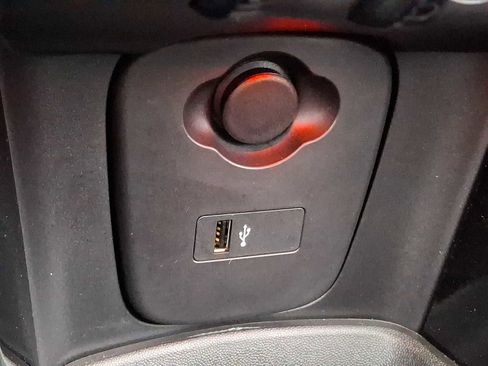 Certified 2024 MINI Cooper SE image 23