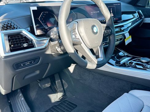 New 2026 BMW X5 sDrive40i w/ Climate Comfort Package image 7