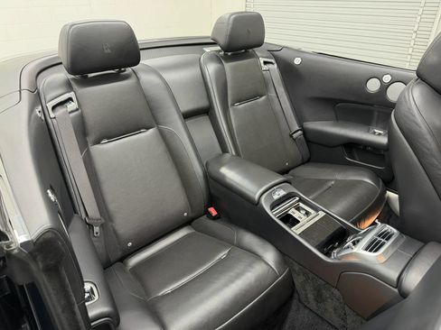 Used 2017 Rolls-Royce Dawn RWD image 14