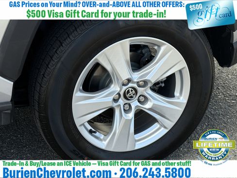 Used 2020 Toyota RAV4 XLE AWD/4WD image 29
