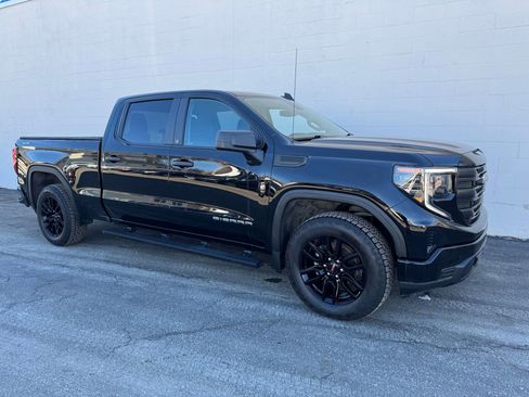 Used 2023 GMC Sierra 1500 Pro w/ Graphite Edition image 4